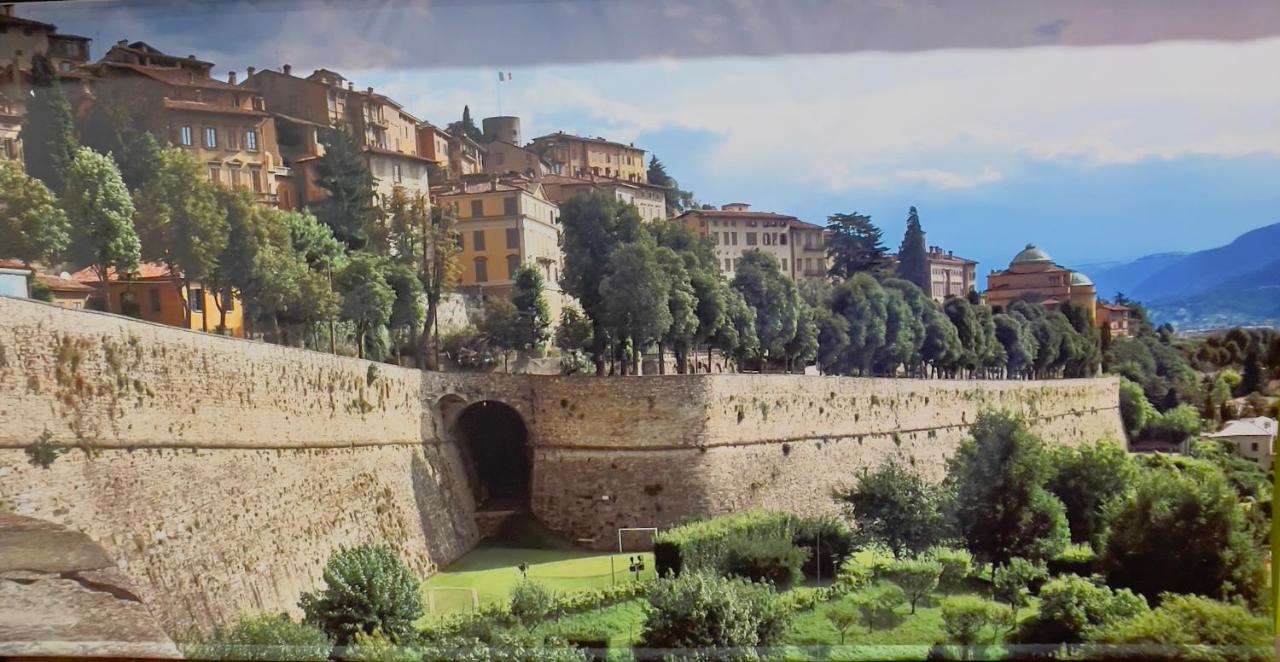 Smart Gold Apartment Luxury Central Bergamo Eksteriør billede