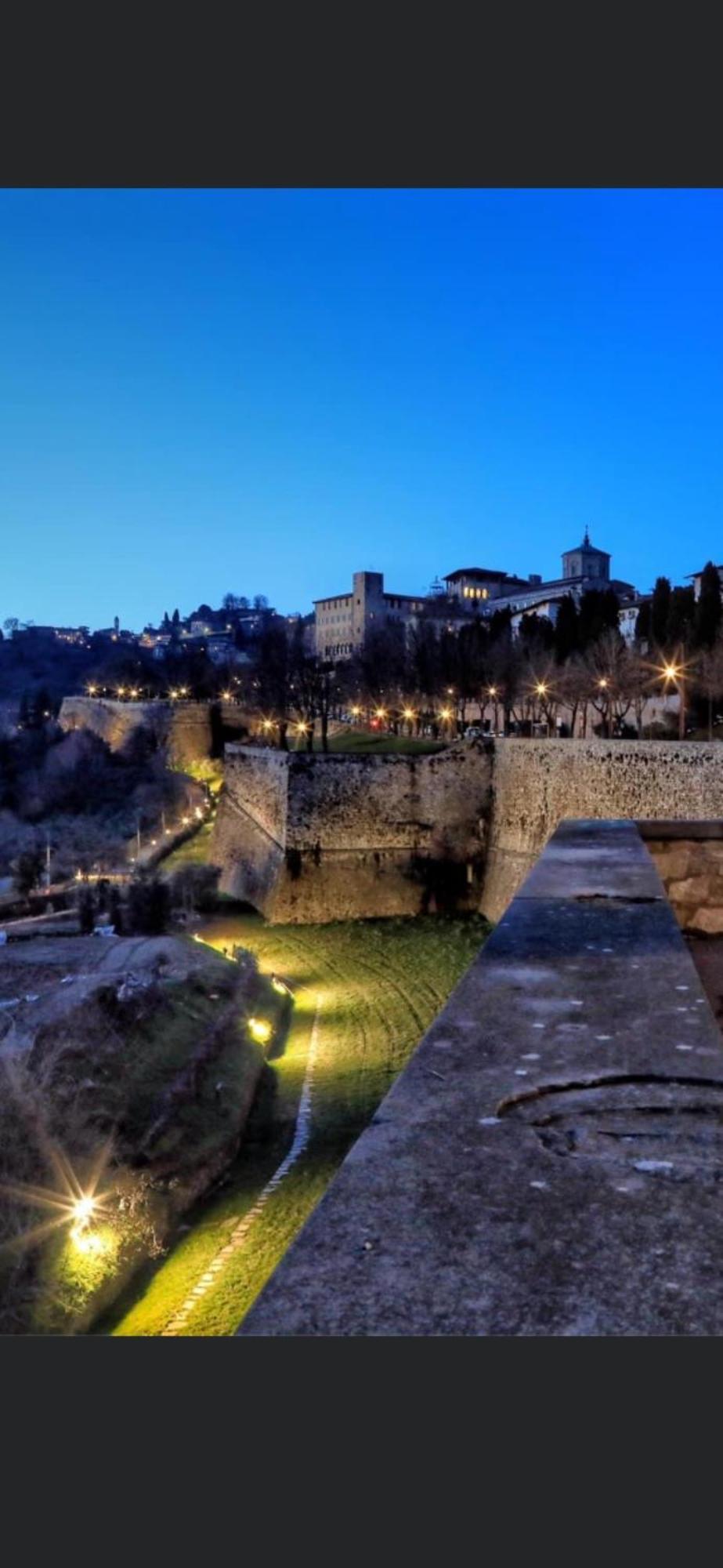 Smart Gold Apartment Luxury Central Bergamo Eksteriør billede